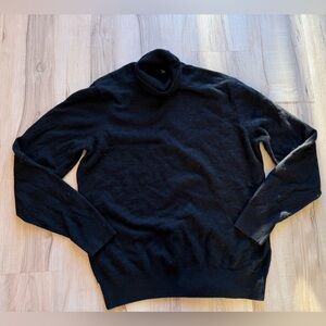 Women’s 100% cashmere Black Turtleneck Sweater elegant